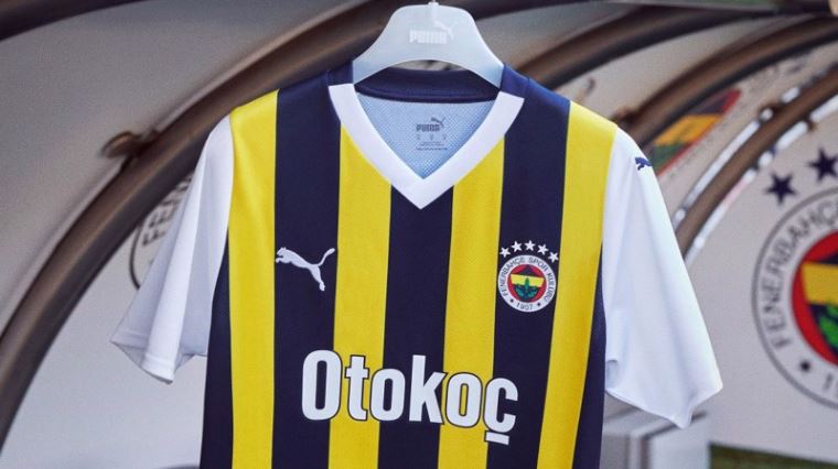 Fenerbahçe 2023 - 2024 İç Saha Forması