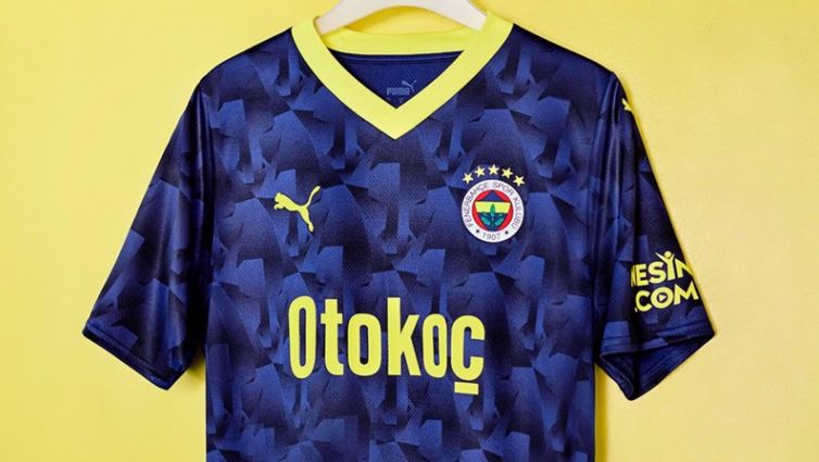 Fenerbahçe 2023 - 2024 alternatif forması